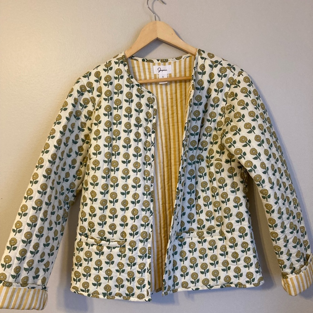 Japna Floral quilted jacket - Cream and Yellow